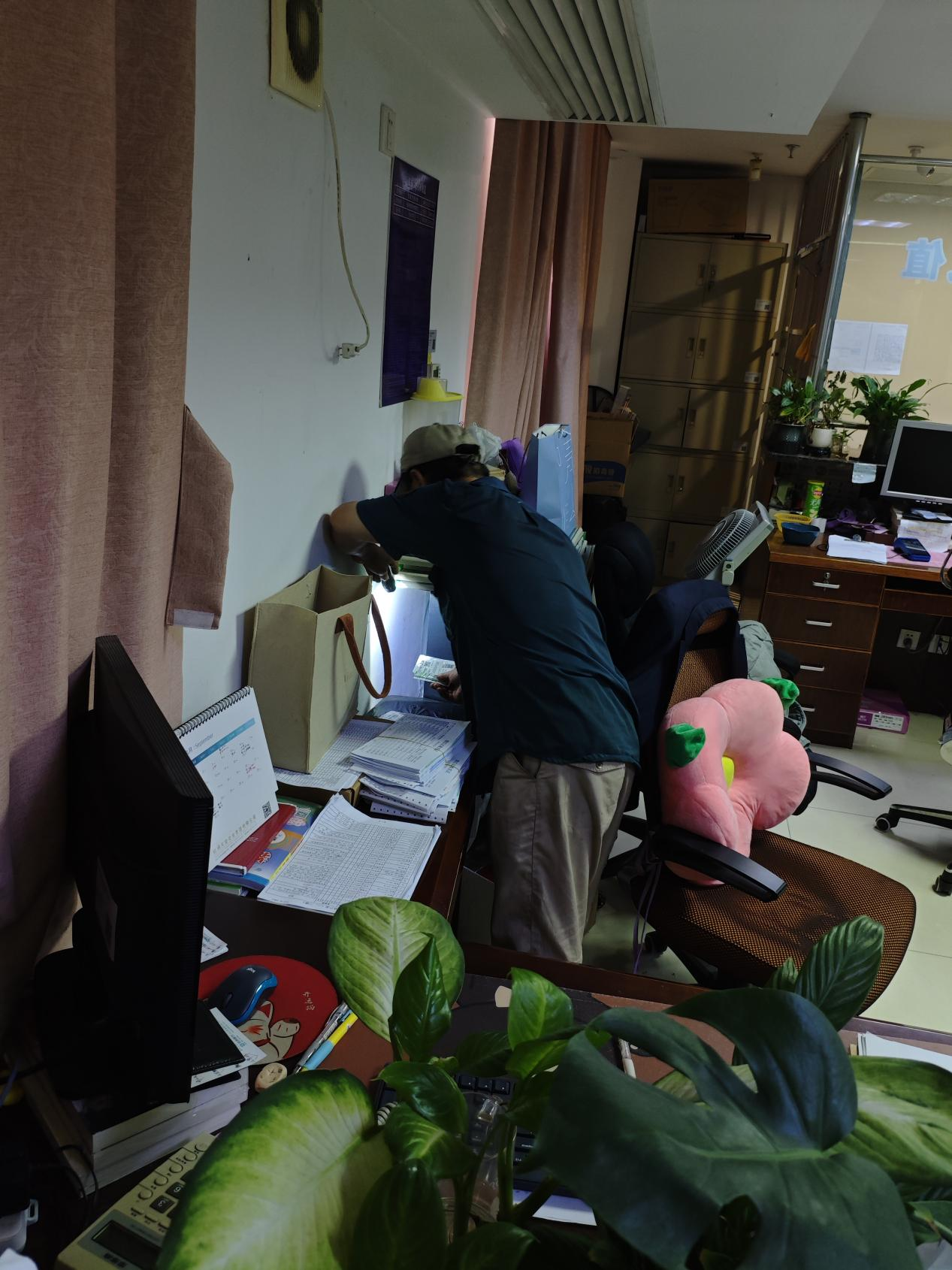 驱除“四害”，，，，，，，，“卫”爱同行