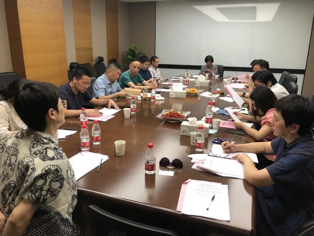 Z6尊龙凯时小贷参加市小贷协会三届八次常务理事会