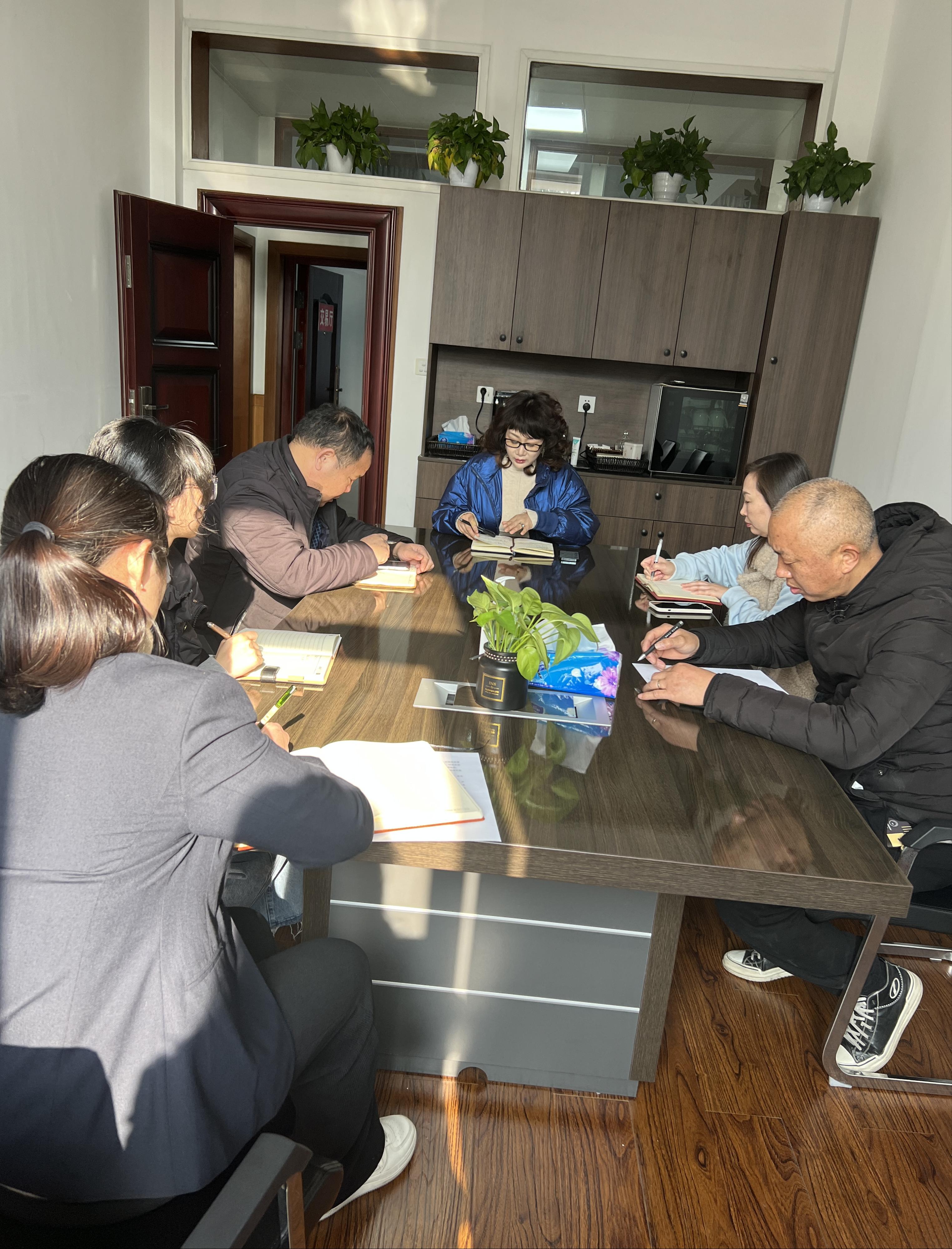 疫情防疫齐参战，，，，，，，，众志成城筑防线