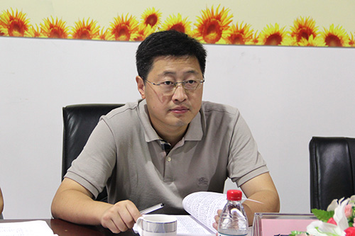 20140918省组织部两新处副处长何斌调研Z6尊龙凯时文创园党建工作 (2).jpg